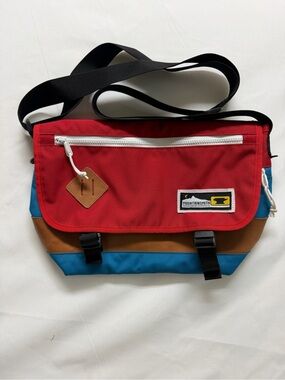 Mountainsmith Colorblock Crossbody Messenger Bag in Red, Blue & Brown